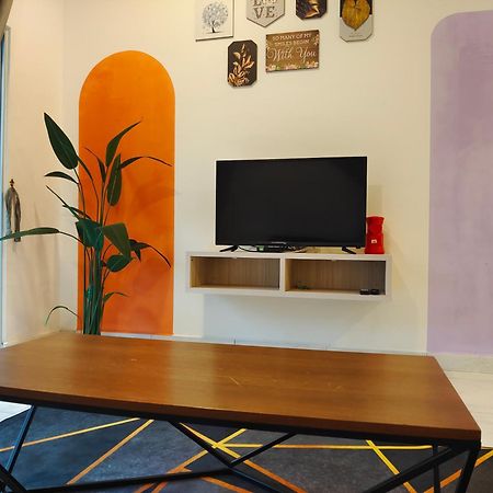 Icolor Home & Stay Ch3 Tanah Rata Esterno foto